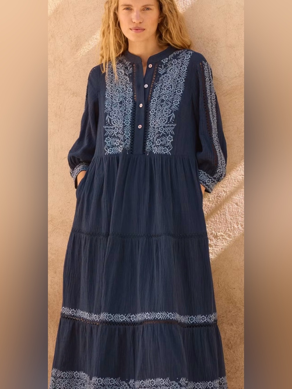 NWT Wrap London Embroidered
Crinkle Cotton & Linen Dress 6 - Picture 9 of 15